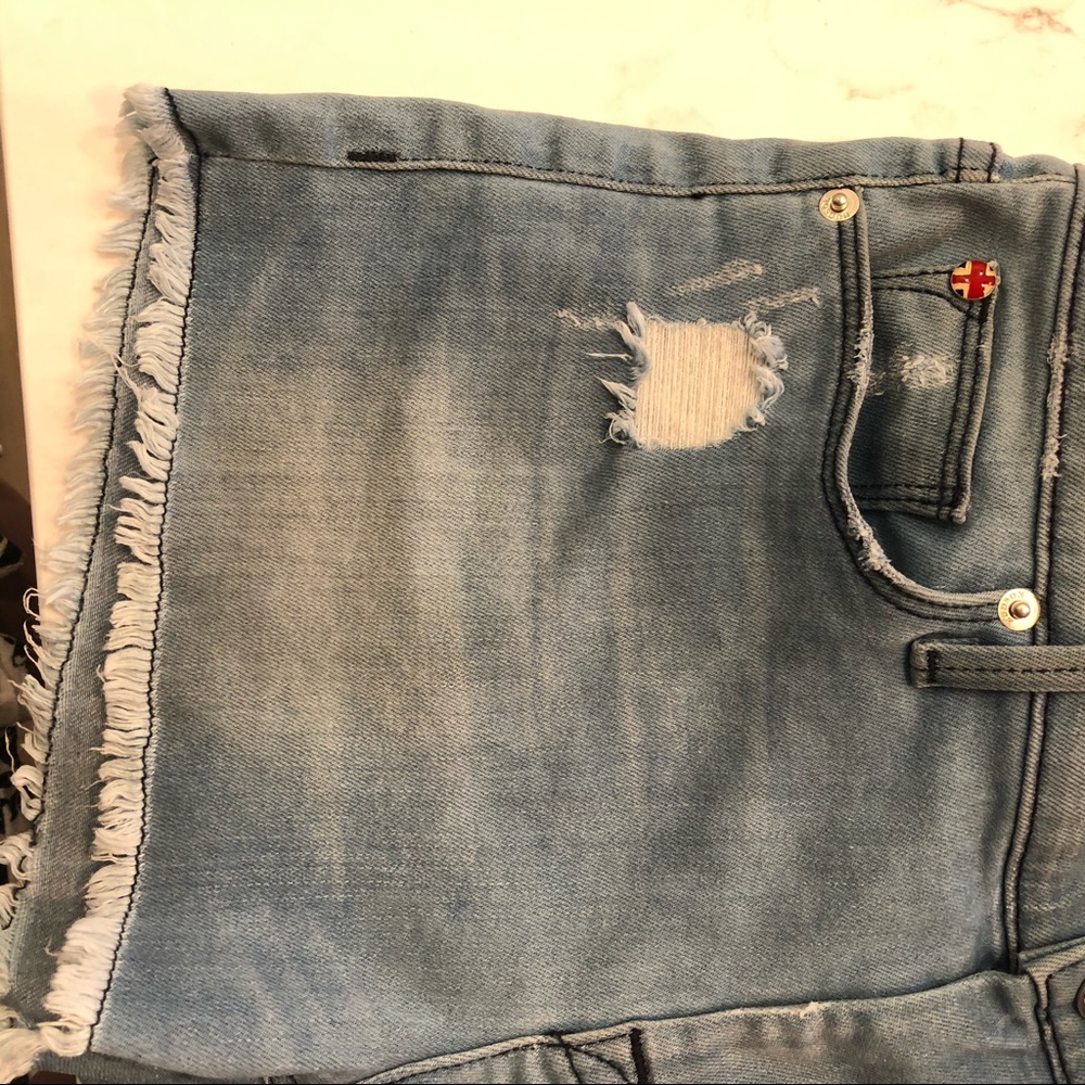 (NWOT) Hudson | Amber Frey Hem Short - Picture 7 of 8